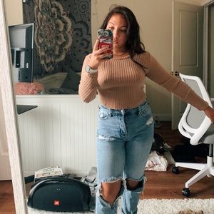 Long sleeve crop top